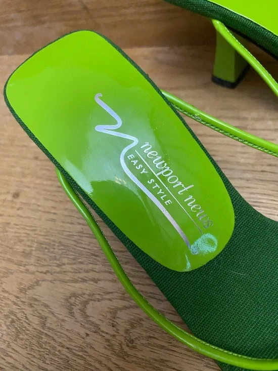 Newport News Lime Green Womens Square Toe Kitten Heel Shoe Y2k Style - Picture 6 of 8